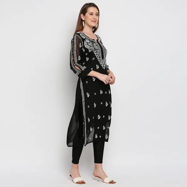 Indiankala4u_Lucknow_Chikankari_Hand_Embroidered_Kurta_With_Matching_Inner_Georgette