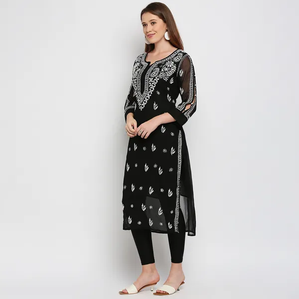 Indiankala4u_Lucknow_Chikankari_Hand_Embroidered_Kurta_With_Matching_Inner_Georgette