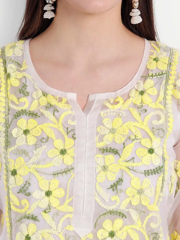Sunshine_Yellow_Lucknow_Chikankari_Hand_Embroidered_Long_Kurti_With_Matching_Inner_Organza