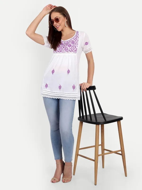 Lavender_Lucknow_Chikankari_Hand_Embroidered_Top_Blouse_Short_Kurtis