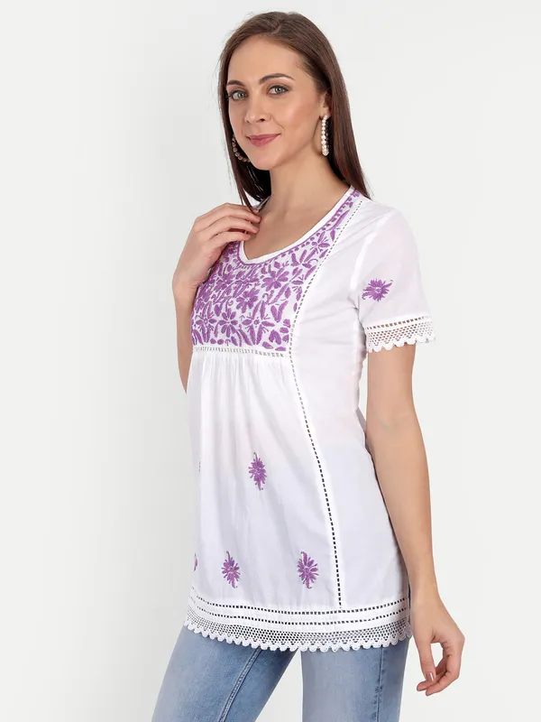 Lavender_Lucknow_Chikankari_Hand_Embroidered_Top_Blouse_Short_Kurtis