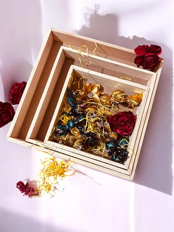 Pack_Of_3_Pine_Wood_Gift_Box_Gift_Hamper_Square_Pinewood_Trays,(Dimension__8',_10',_12')