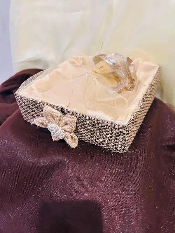 Jute_Mdf_Gift_Hamper_Basket_With_Flower_In_3_Different_Sizes_(8X8X2.25")