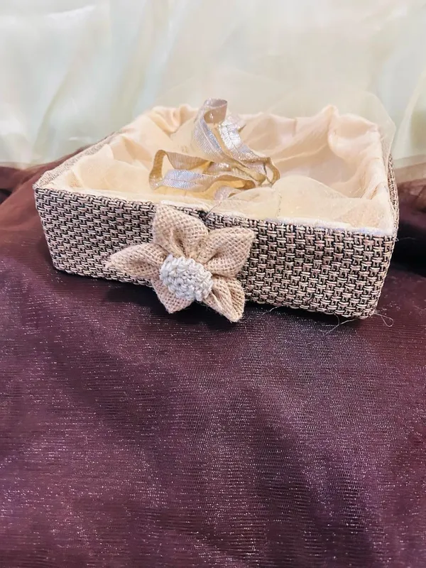 Jute_Mdf_Gift_Hamper_Basket_With_Flower_In_3_Different_Sizes_(8X8X2.25")
