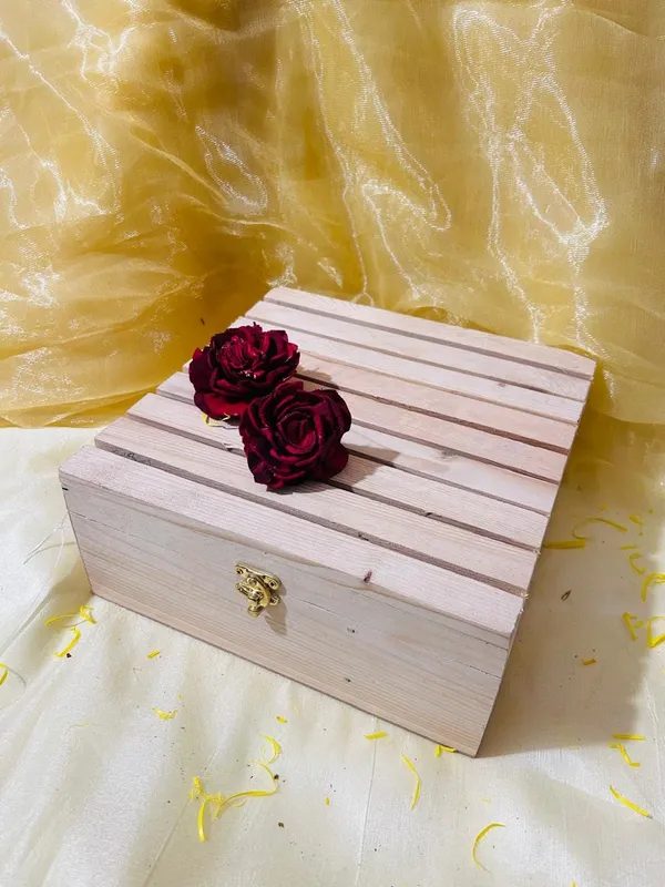 Pine_Wood_Gift_Box_Gift_Hamper_Box_Storage_Box,_Packing_Gifting_Hamper_Box_Wedding_Return_Gift,_Gift_Packaging_Box_(10X10X4_25x25x10_CM)