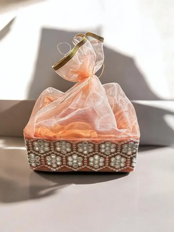 Decorated_Net_Gift_Hamper_Basket_?_Elegant_Handmade_Gift_Basket_For_All_Occasions,_Perfect_For_Weddings,_Festivals,_&_Special_Events_Golden_(Size-30X30X.7.6_Cm)