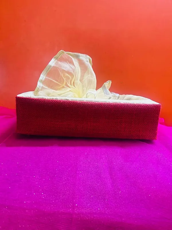 Eco-Friendly_Jute_Gift_Hamper_Basket_Tray_Handcrafted_Corporate_Gift_Box_Wedding/Event_Including_With_Net_Decoration_Natural_Jute_Red_(Size-25X25X7.6)