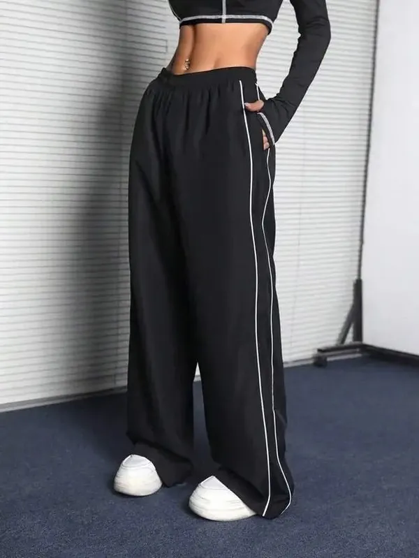 Black_Pure_Cotton_Printed_Track_Pant_For_Women