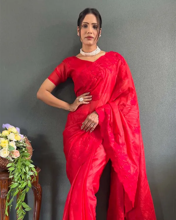 Red_Color_1_-_Minute_Ready_to_Wear_kota_doriya_Saree_with_Unstitch_Blouse_Piece