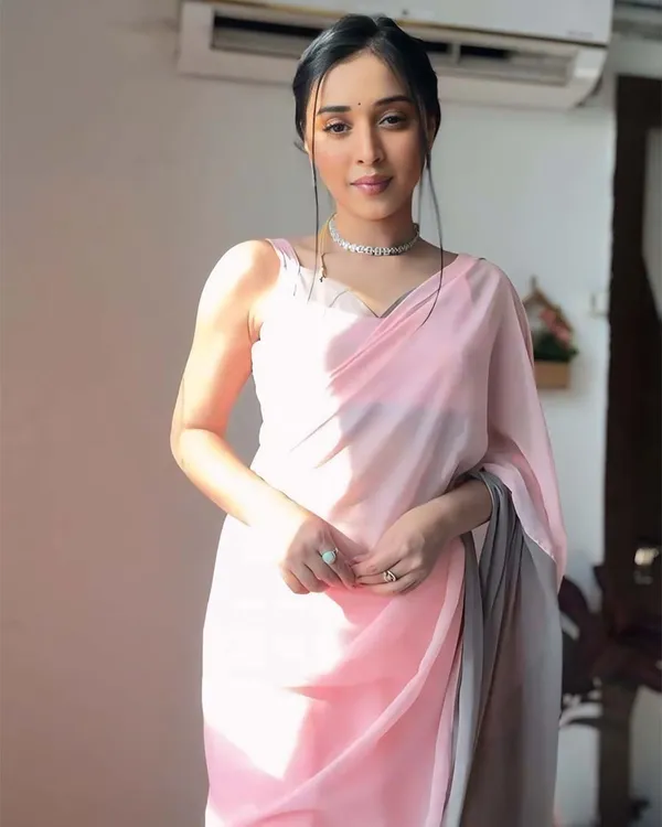 Pink_Color_1-Minute_Ready_to_Wear_Premium_Georgette_Saree_with_Blouse_Piece