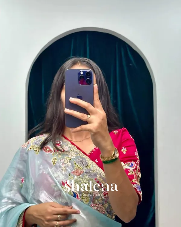 Wonderful_Sky_Embroidery_Work_Jimmy_Choo_Silk_Saree_With_Surreptitious_Blouse_Piece
