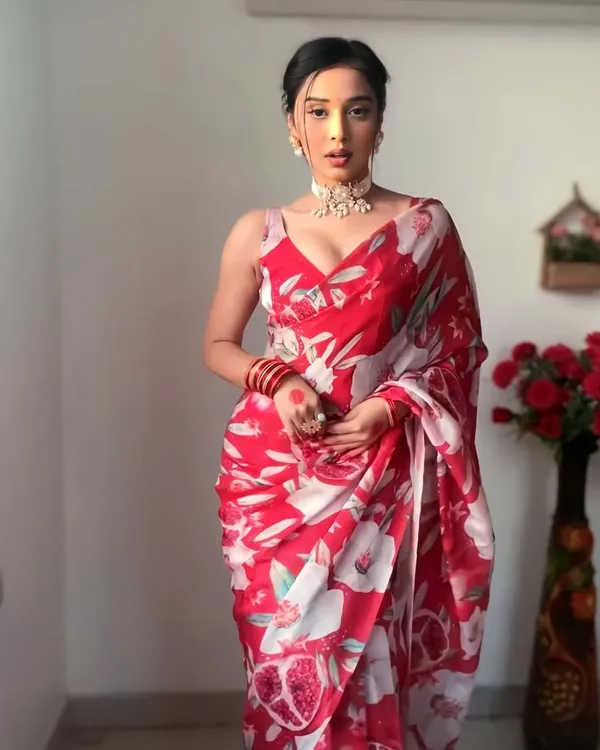 Marron_Color_1-Minute_Ready_To_Wear_Georgette_Saree_With_Blouse_Piece