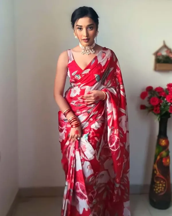 Marron_Color_1-Minute_Ready_To_Wear_Georgette_Saree_With_Blouse_Piece