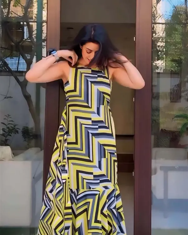 Yellow_Color_1-Minute_Ready_To_Wear_Georgette_Saree_With_Blouse_Piece