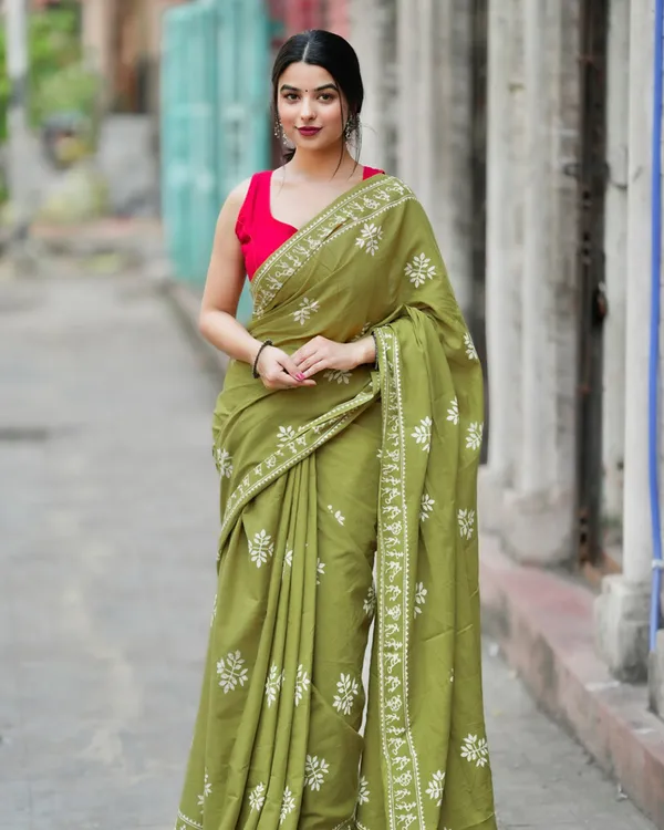 Green_Color_Mulmul_Cotton_1_-_Minute_Ready_to_Wear_Saree_with_Pocket_and__Blouse_Piece