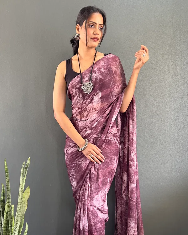 Purple_Color_1-Minute_Ready_To_Wear_Georgette_Saree_With_Blouse_Piece