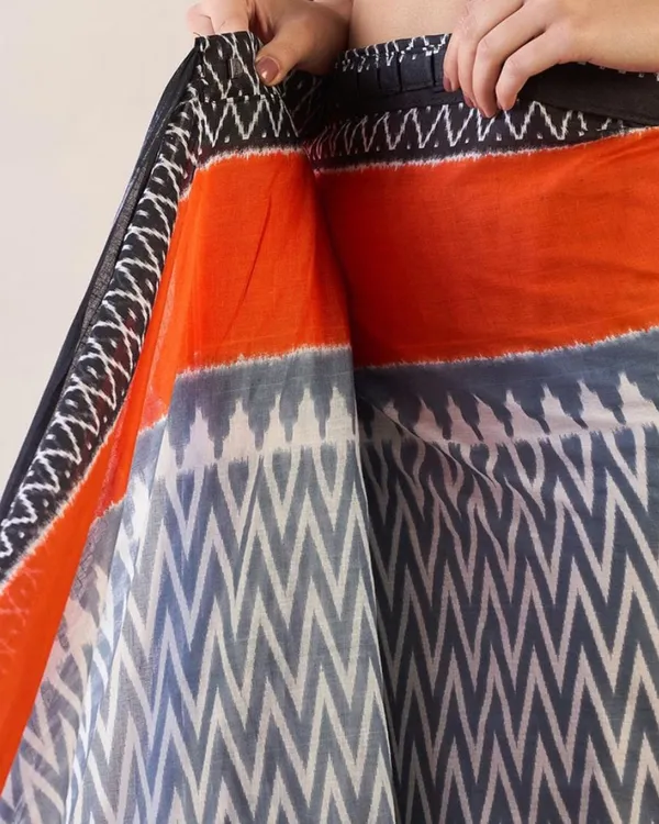 Black_Color_Mulmul_Cotton_1_-_Minute_Ready_to_Wear_Saree_with_Pocket_and_Blouse_Piece