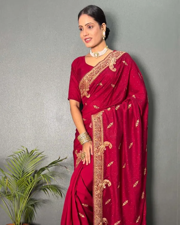 Maroon_Color_1_-_Minute_Ready_to_Wear_Vichitra_silk_Saree_with_Unstitch_Blouse_Piece