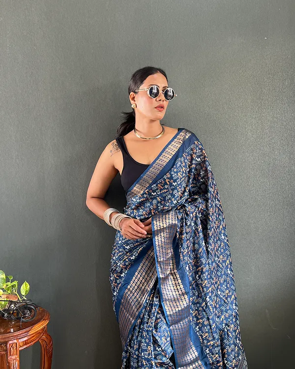 Blue_Color_1-Minute_Ready_To_Wear_Georgette_Saree_With_Blouse_Piece