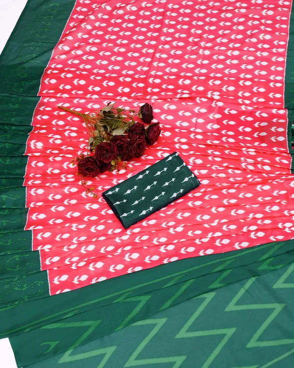 Red_And_Green_Color_Mulmul_Cotton_1_-_Minute_Ready_to_Wear_Saree_with_Pocket_and_Blouse_Piece