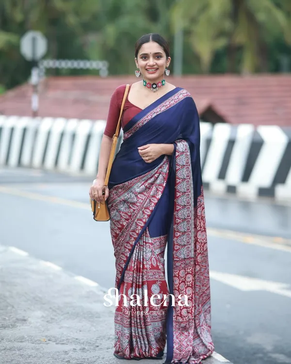 Maroon_And_Purple_Color_1_Minute_Ready_to_Wear_Digitial_Printed_Crape_Silk_Saree