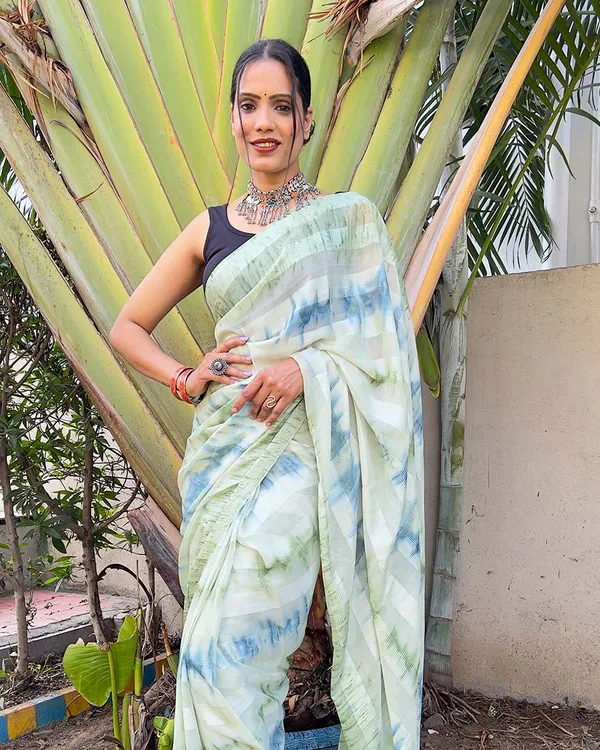 Pista_color_1-Minute_Ready_To_Wear_Naylon_Saree_With_Blouse_Piece