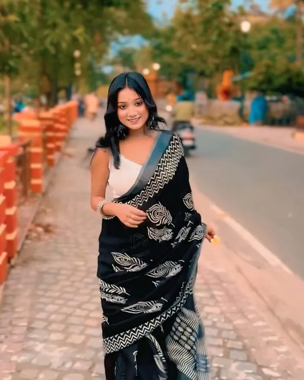 Black_Color_1-Minute_Ready_to_Wear_Cotton_Saree_with_Blouse_Piece
