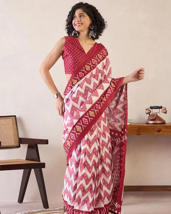 White_And_Pink_Color_Mulmul_Cotton_1_-_Minute_Ready_to_Wear_Saree_with_Pocket_and_Blouse_Piece