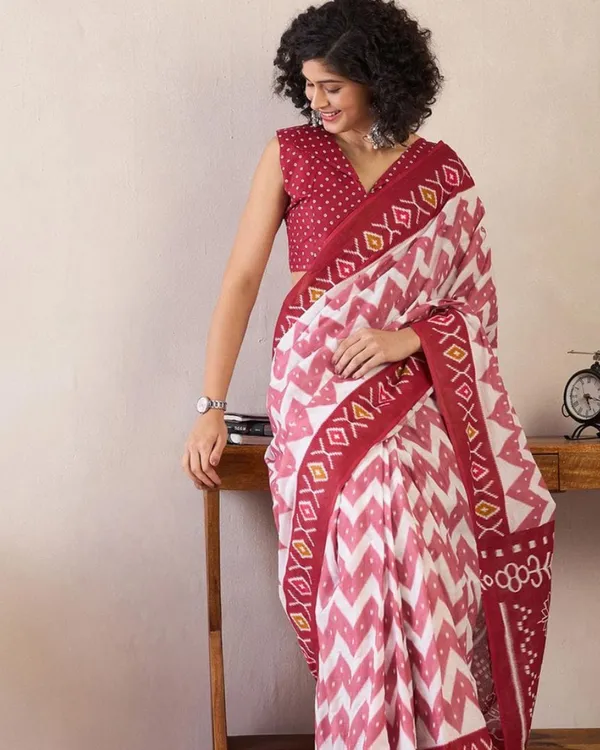 White_And_Pink_Color_Mulmul_Cotton_1_-_Minute_Ready_to_Wear_Saree_with_Pocket_and_Blouse_Piece