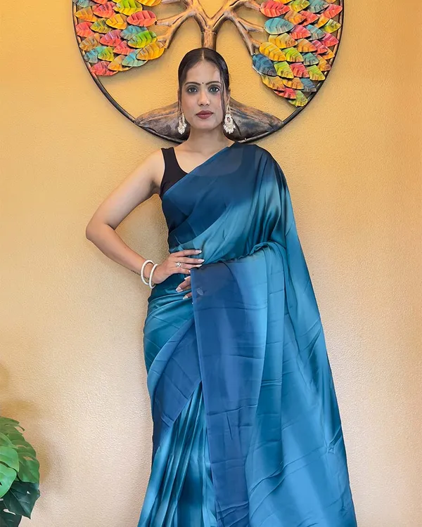 Blue_Color_1-Minute_Ready_To_Wear_Georgette_Saree_With_Blouse_Piece