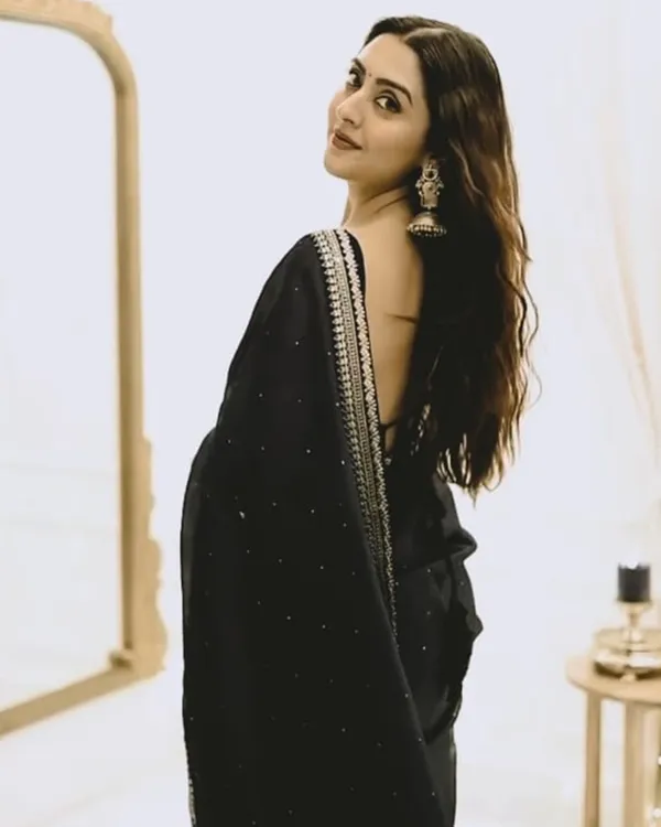 Black_Color_Georgette_1_-_Minute_Ready_to_Wear_Saree_with_Fully_Stitch_Blouse_(Free_Size)_Up_to_44