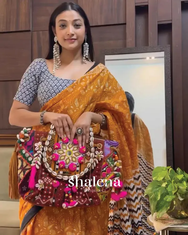 Yellow_Color_1_-_Minute_Ready_to_Wear_Mulmul_Cotton_Saree_with_Blouse_Piece