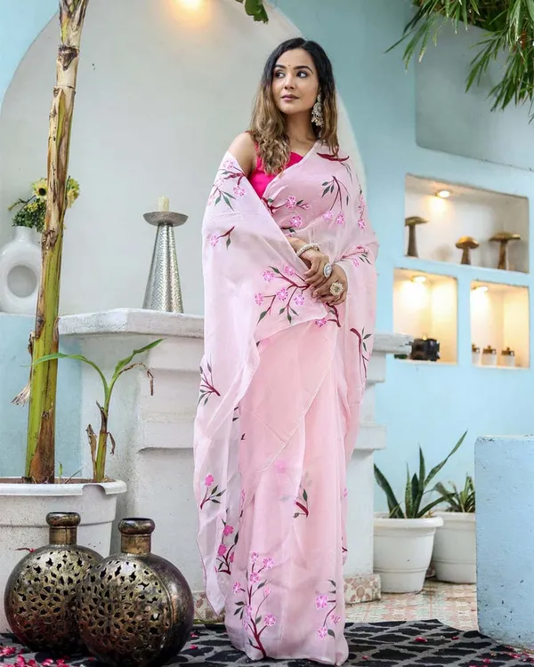 Pink_Color_1-Minute_Ready_To_Wear_Georgette_Saree_With_Blouse_Piece