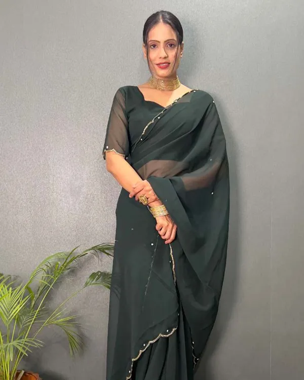 Green_Color_1_-_Minute_Ready_to_Wear_Fux_Georgette_Saree_with_Unstitch_Blouse_Piece