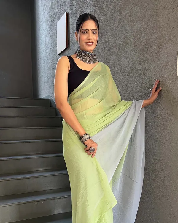 Lemmon_Yellow_Color_1-Minute_Ready_To_Wear_Georgette_Saree_With_Blouse_Piece