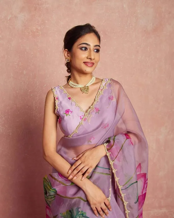 Light_Purple_Color_1-Minute_Ready_To_Wear_Organza_Silk_Saree_with_Moti_Embroidery_Work_&_Stitched_Blouse