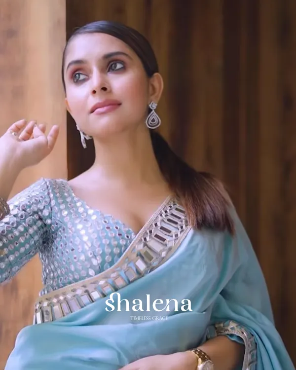 Sumptuous_Sky_Satin_Silk_Mirror_Work_Saree_With_Rhapsody_Blouse_Piece
