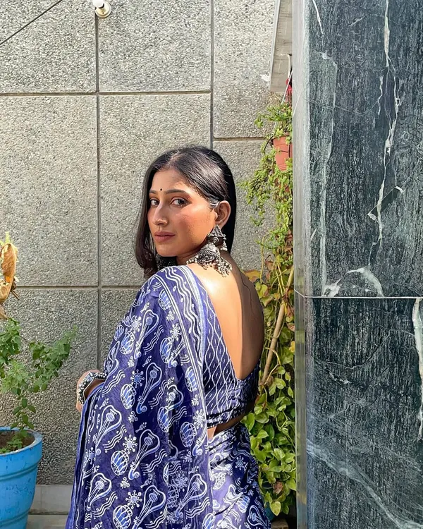 Blue_Color_Cotton_1_-_Minute_Ready_to_Wear_Saree_with_Blouse_Piece