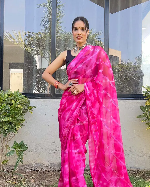 Pink_color_1-Minute_Ready_To_Wear_Naylon_Saree_With_Blouse_Piece