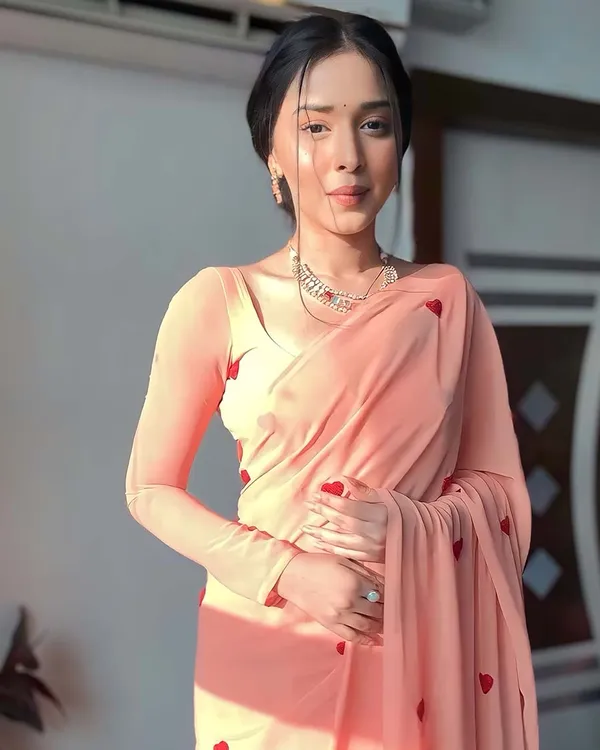 Light_Saffron_Color_1-Minute_Ready_To_Wear_Georgette_Saree_With_Blouse_Piece