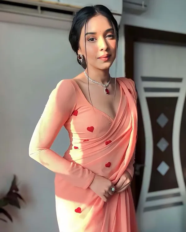 Light_Saffron_Color_1-Minute_Ready_To_Wear_Georgette_Saree_With_Blouse_Piece