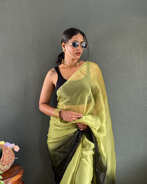 Perrot_Green_Color_1-Minute_Ready_To_Wear_Georgette_Saree_With_Blouse_Piece