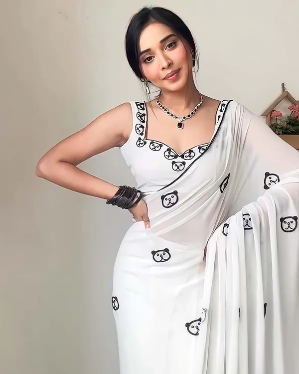 White_Color_1-Minute_Ready_To_Wear_Georgette_Saree_With_Blouse_Piece