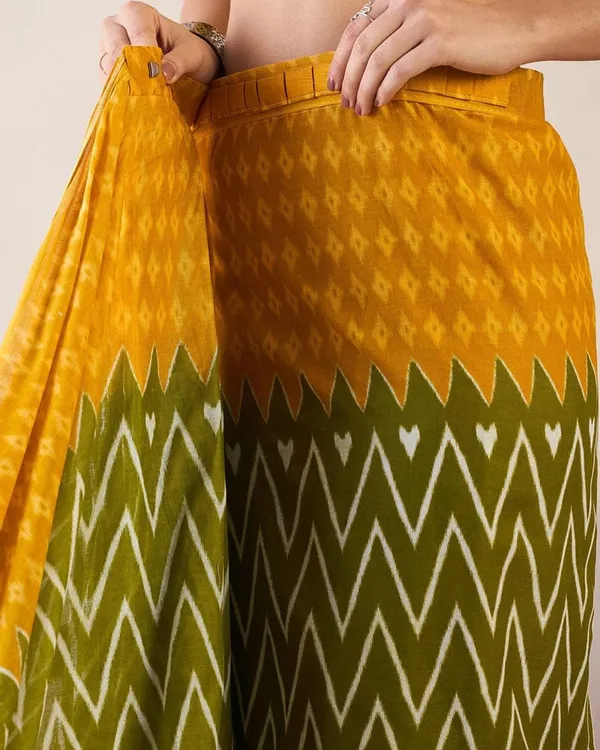 Green_And_Yellow_Color_Mulmul_Cotton_1_-_Minute_Ready_to_Wear_Saree_with_Pocket_and_Blouse_Piece