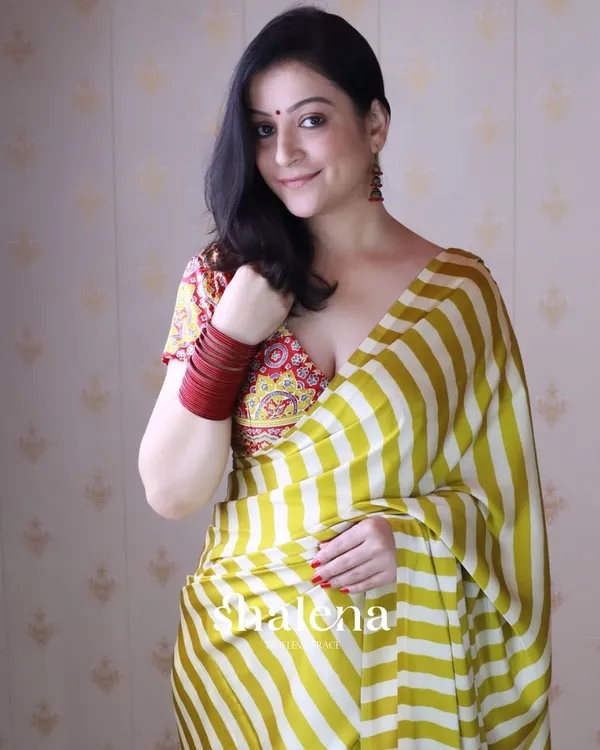 Mustard_Yellow_Color_1_Minute_Ready_to_Wear_Digitial_Printed_Crape_Silk_Saree