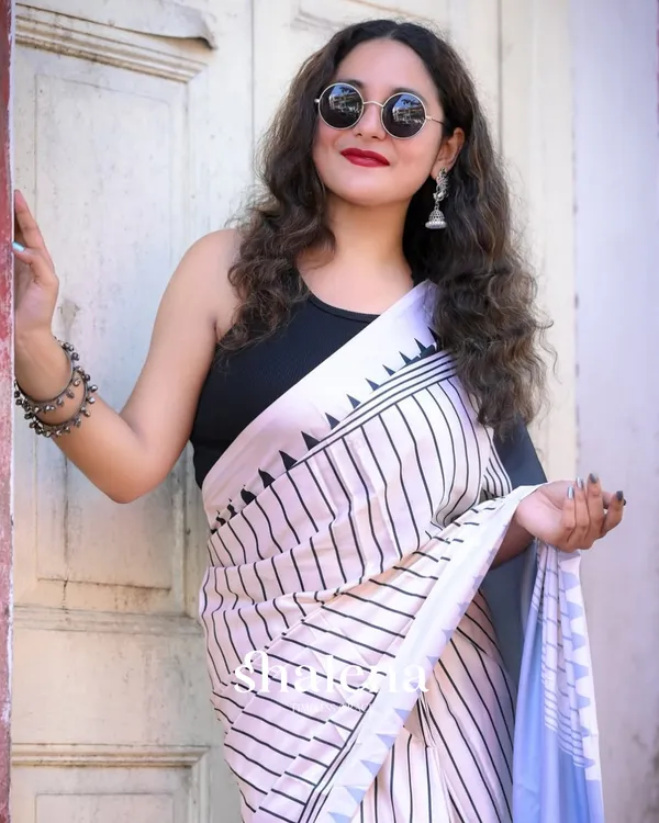 Black_And_White_Color_1_Minute_Ready_to_Wear_Digitial_Printed_Crape_Silk_Saree