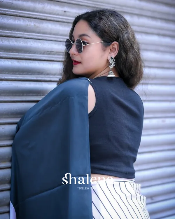 Black_And_White_Color_1_Minute_Ready_to_Wear_Digitial_Printed_Crape_Silk_Saree