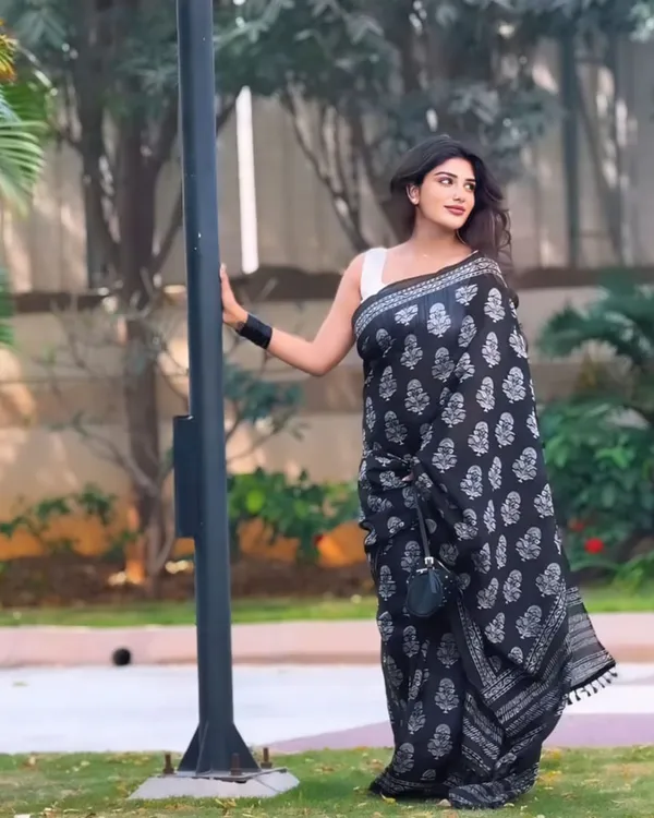Black_Color_Cotton_1_-_Minute_Ready_to_Wear_Saree_with_Blouse_Piece