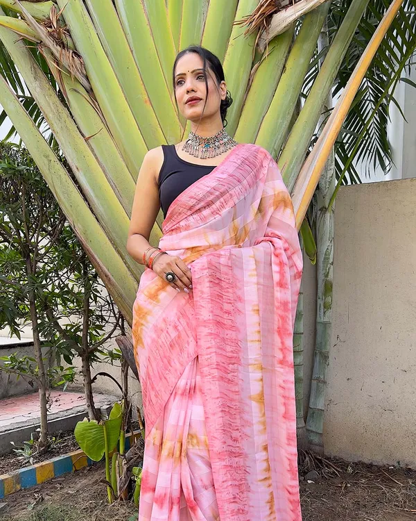 Light_Pink_color_1-Minute_Ready_To_Wear_Naylon_Saree_With_Blouse_Piece