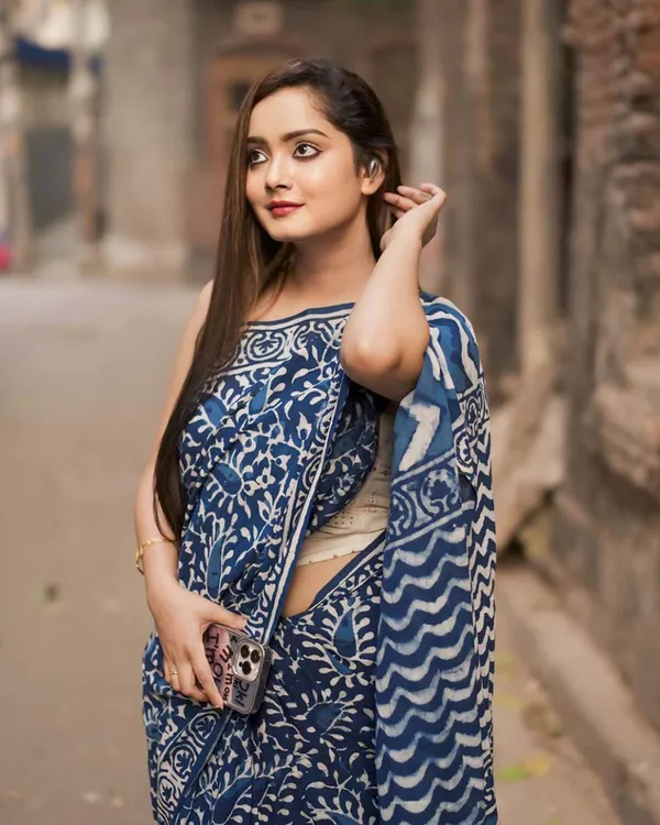 Blue_Color_1-Minute_Ready_to_Wear_Premium_Cotton_Saree_with_Blouse_Piece